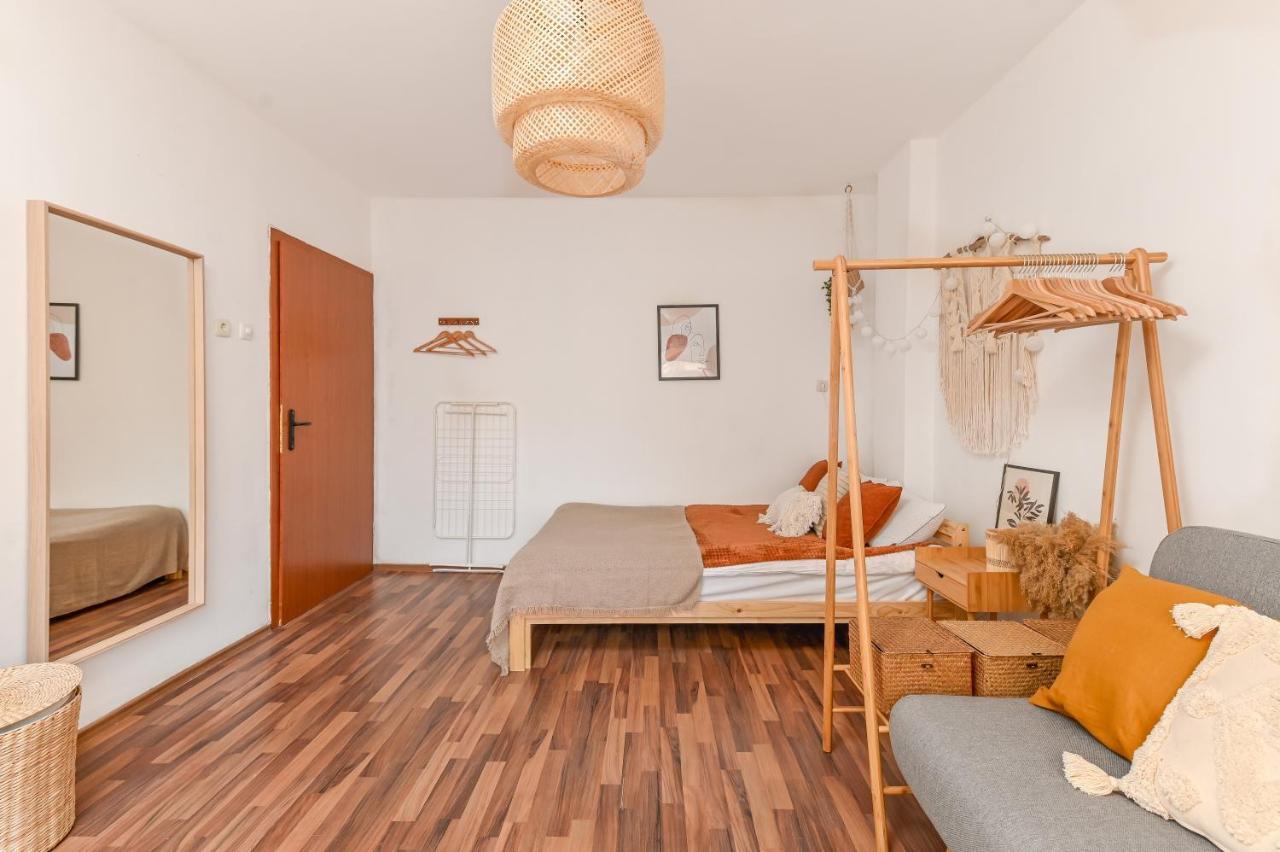 Cosy&Art 1Bd Apartment Next To Slaveykov Square Sofia Zewnętrze zdjęcie